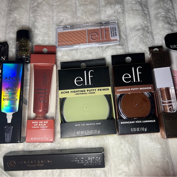 Makeup bundle set - Picture 3 of 7